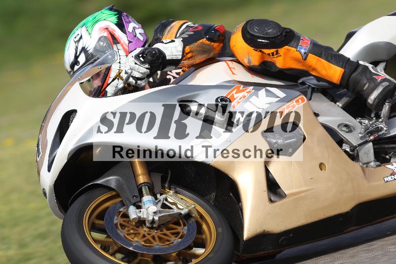 Archiv-2025/05 14.04.2025 Plüss Moto Sport ADR/Freies Fahren/11